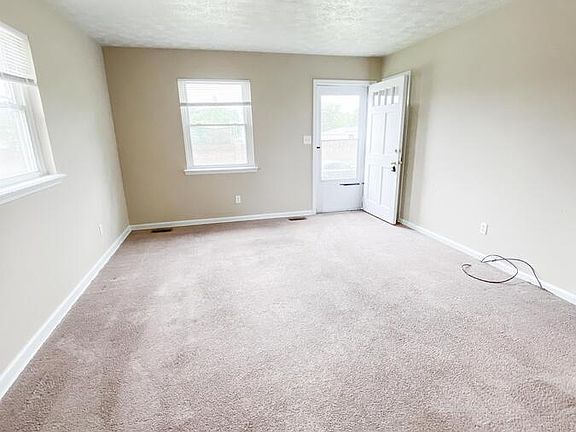 5th image of 402 S Central Ave Unit B-1