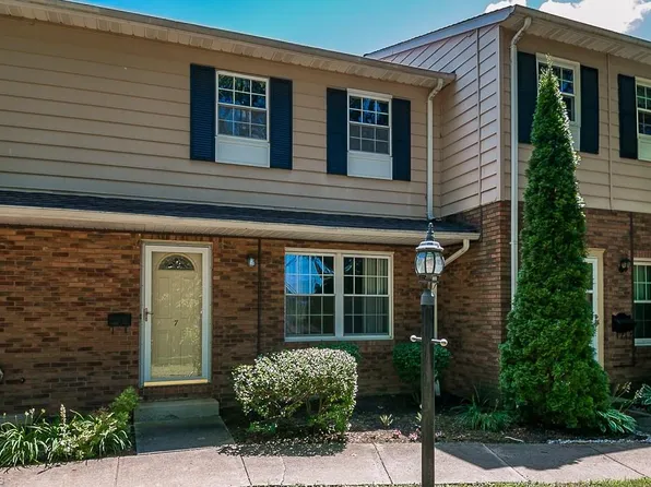 8300 Deepwood Blvd Unit 7, Mentor, OH 44060