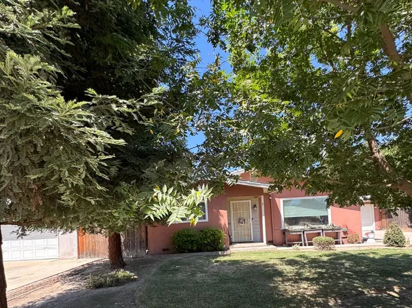 318 W Palm Ave, Reedley, CA 93654