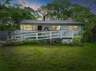 7 Cindy Ln, Mystic, CT 06355