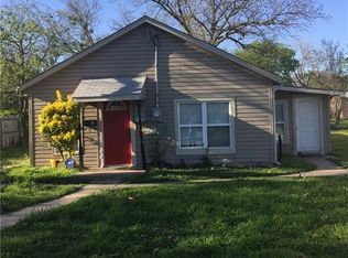 211 4th St, Valley View, TX 76272