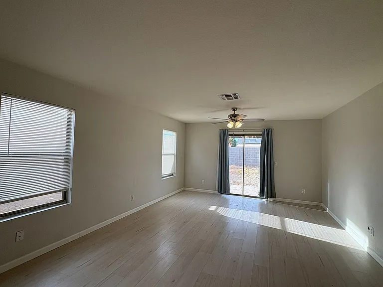 11774 W Aster Dr — Photo 3