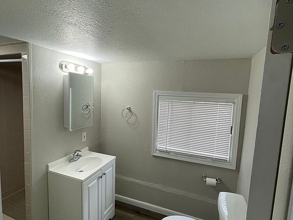 3rd image of 275 Junction Loop Rd Suite 7