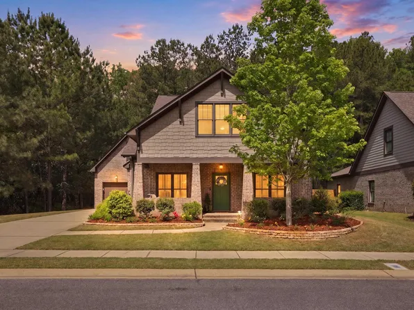 1665 Creekside Dr, Birmingham, AL 35244