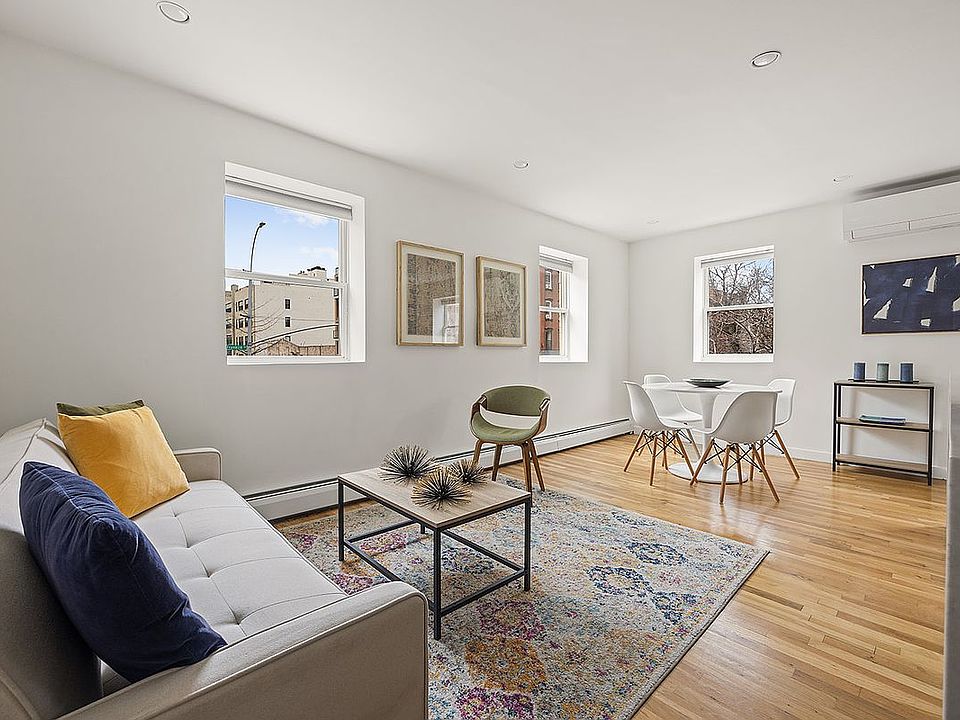 1st image of 361 Franklin Ave #2