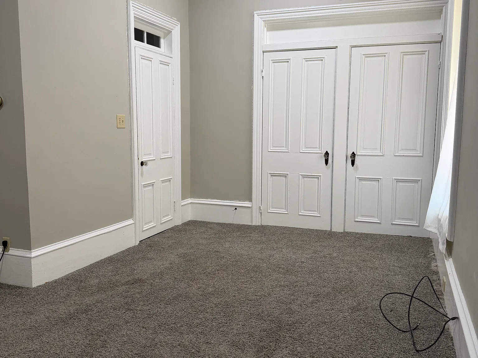 Studio, $900 — Photo 4