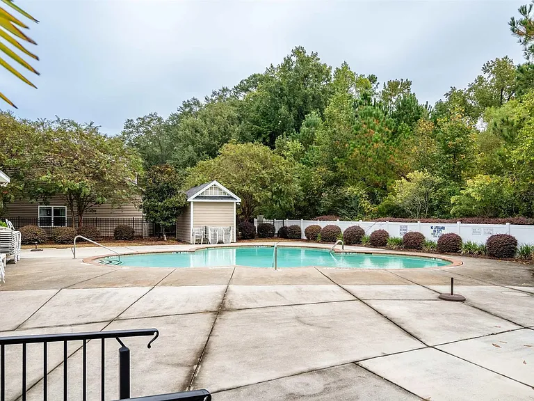 106 Hampton Forest Dr — Photo 15