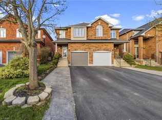 1795 Creek Way, Burlington, ON L7L 6R1