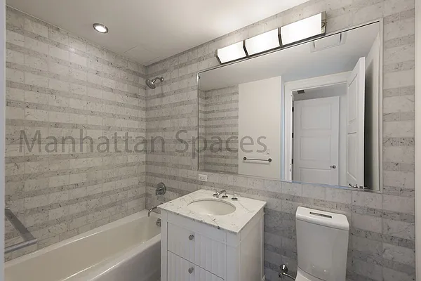 Rented by Manhattan Spaces | media 25