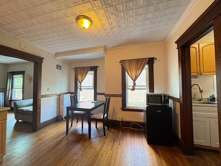 126-128 Mansfield St — Photo 12