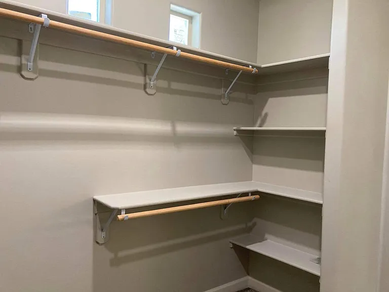 8192 E 35th Ln — Photo 18