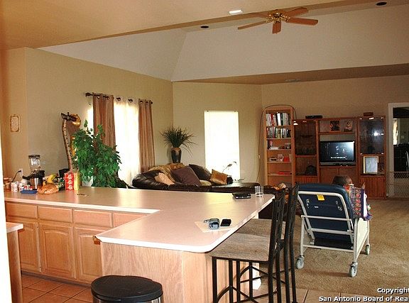 5th image of 8106 Cedar Vista Dr