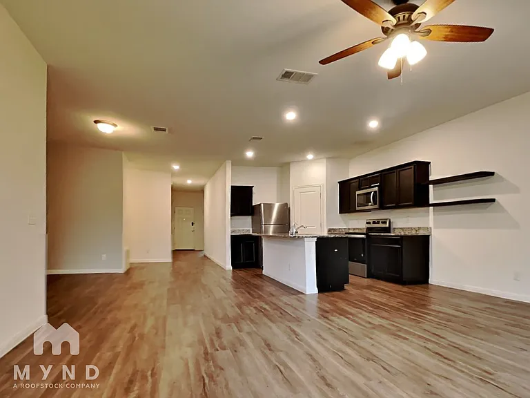 13101 John Calhoun Dr — Photo 11