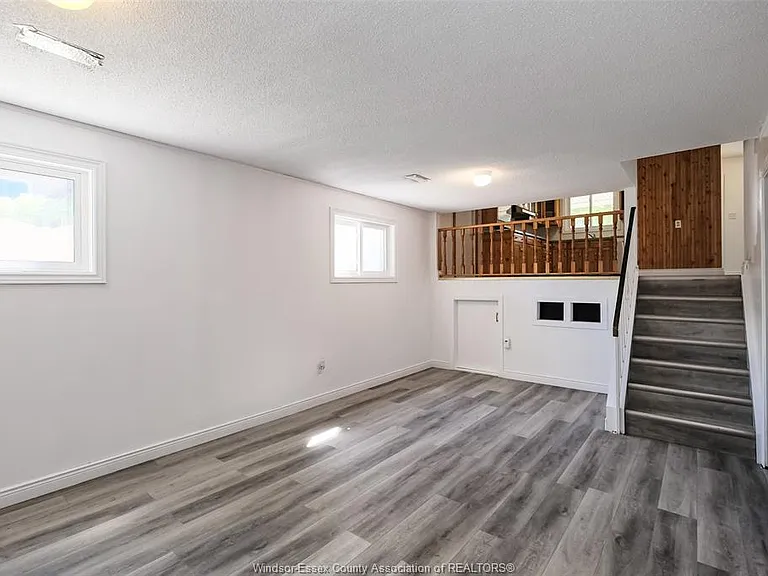 3309 Aurora Dr — Photo 21
