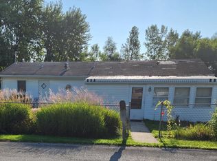 5288 Windy Point Rd, Celina, OH 45822