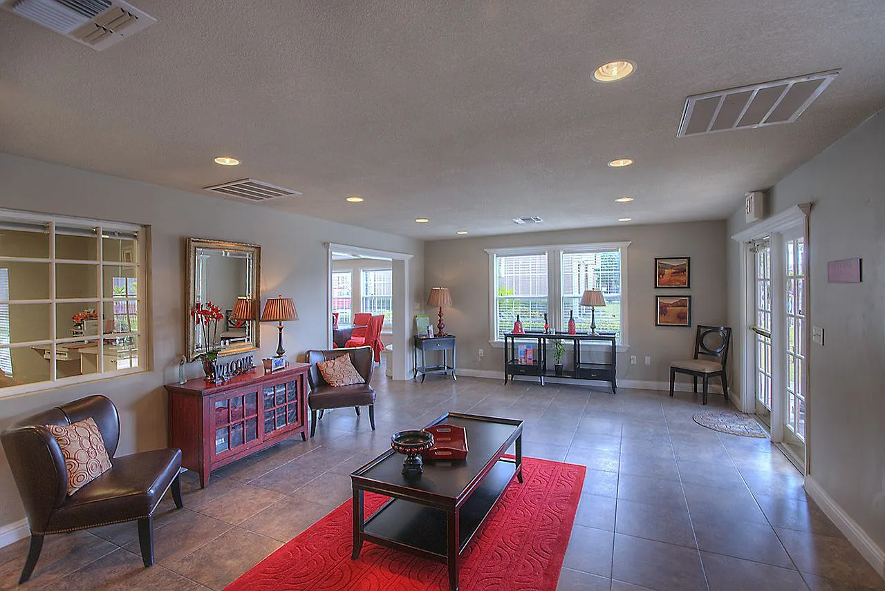 Quay Point Apartments — Photo 4
