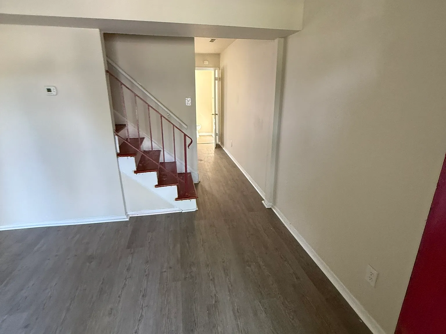 3 bed, 1.5 bath, 1000 sqft, $1,650 — Photo 2