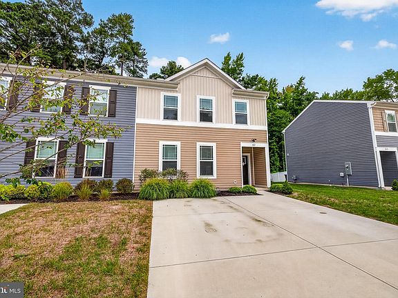 4th image of 337 Currant Cir