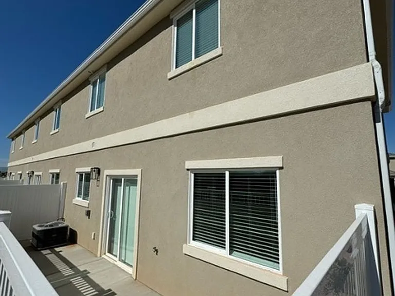 1042 S 1450 E #30 — Photo 13