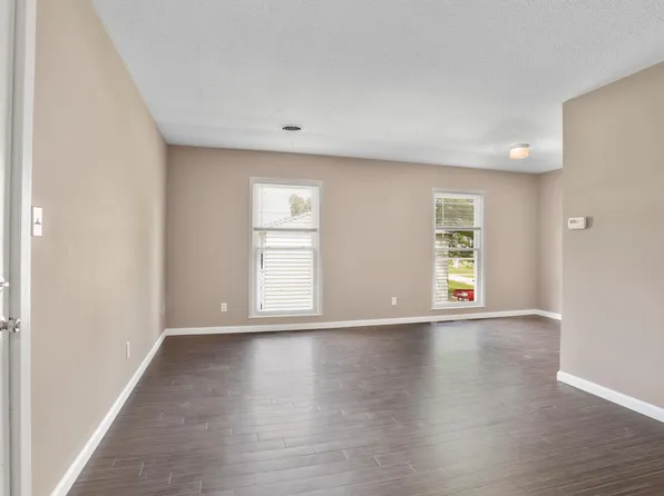 Marigold Apartments, 620-630 E Main St #628-B, Tolono, IL 61880