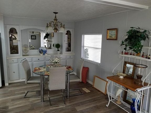 5th image of 856 Cashew Cir