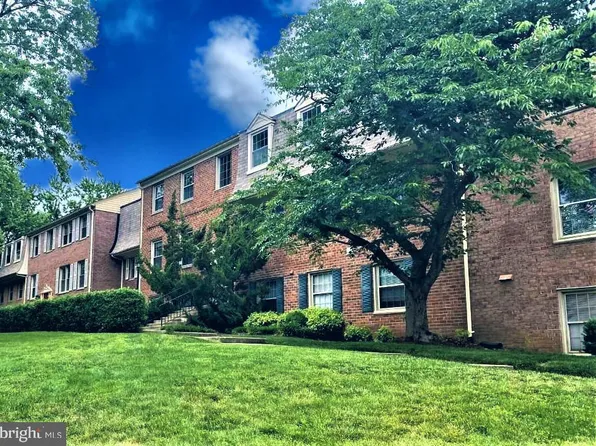 5974 Westchester Park Dr APT 202, College Park, MD 20740