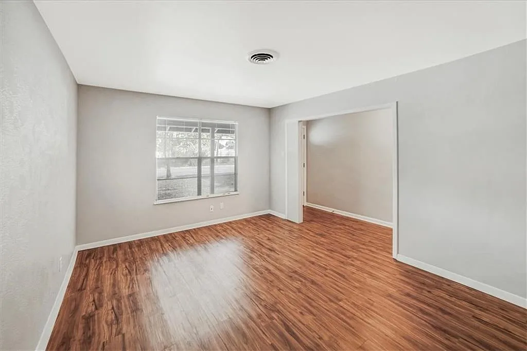 4 bed, 1795 sqft, $3,000 — Photo 4