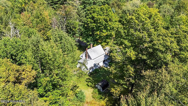 5th image of 2330 Hoffman Road