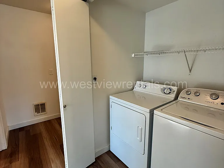 524 32nd St #401 — Photo 7