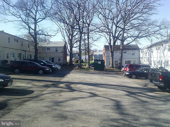 4th image of 2581 Iverson St