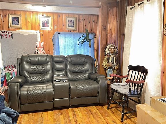 3rd image of 127 Elijah St