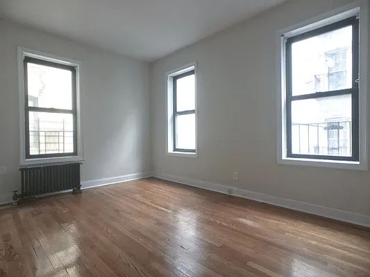 Rented by Sovereign Associates | media 10