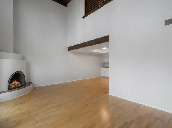 3142 Plaza Blanca, Santa Fe, NM 87507