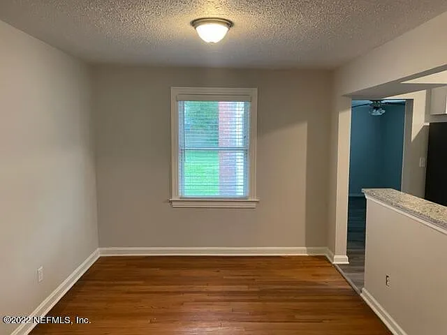 3677 Walsh St — Photo 15