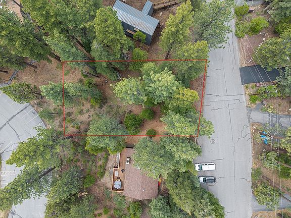 2nd image of 1240 Canterbury Dr