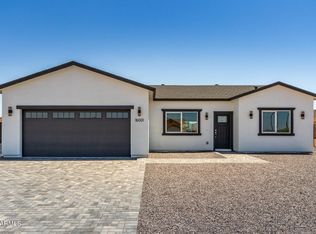 16001 S Animas Rd, Arizona City, AZ 85123