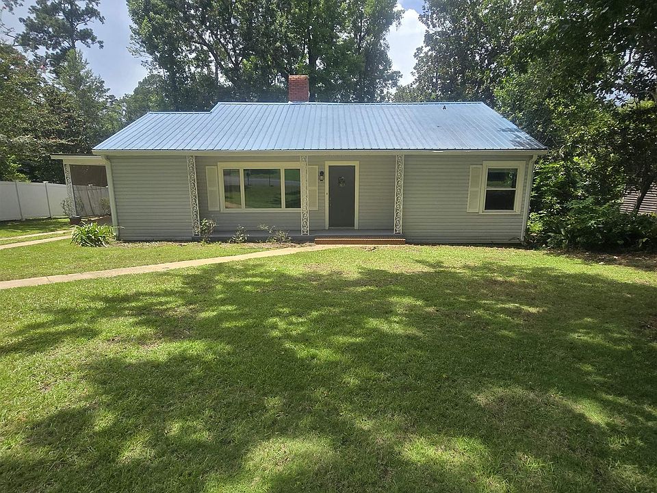 1st image of 820 W Bellamy Dr