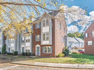 9919 Treeside Ln, Matthews, NC 28105