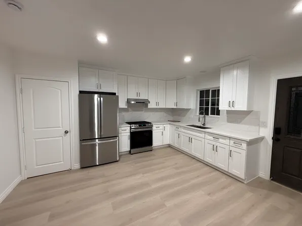 (undisclosed Address), Azusa, CA 91702