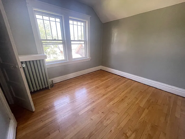1010 N 13th Ave E — Photo 13