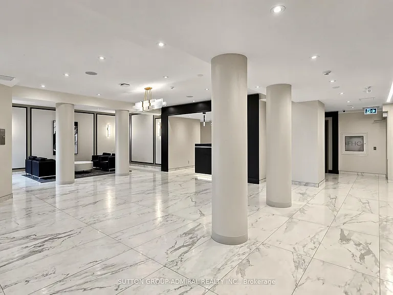 7460 Bathurst St #507 — Photo 29