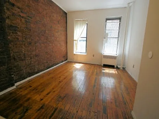 Rented by JM Preston Properties LLC | media 25