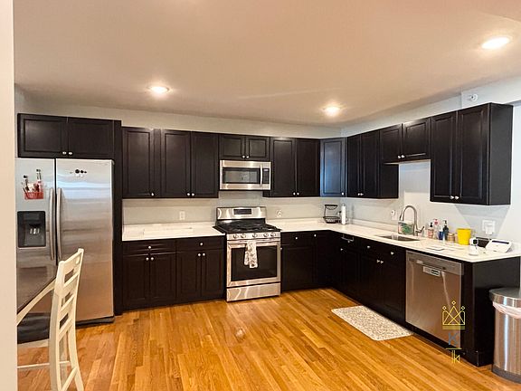 4th image of 214 Westville St Floor 1