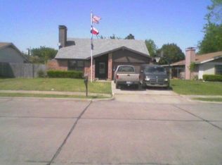 622 E Springdale Ln, Grand Prairie, TX 75052