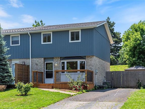 3rd image of 37 Birchpark Dr