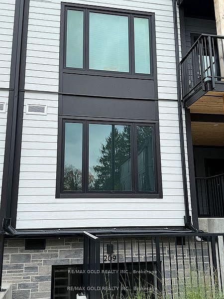 1st image of 708 Woolwich St #210