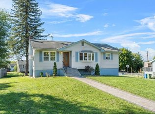 3 Polly Kay Dr, Middletown, NY 10940