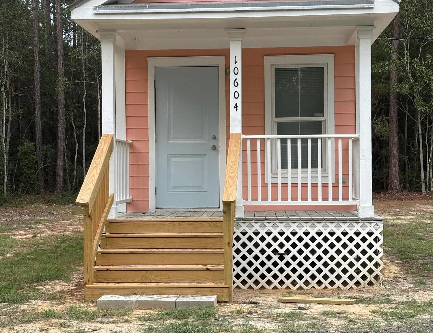 1 bed, 1.0 bath, 432 sqft, $995 — Photo 1