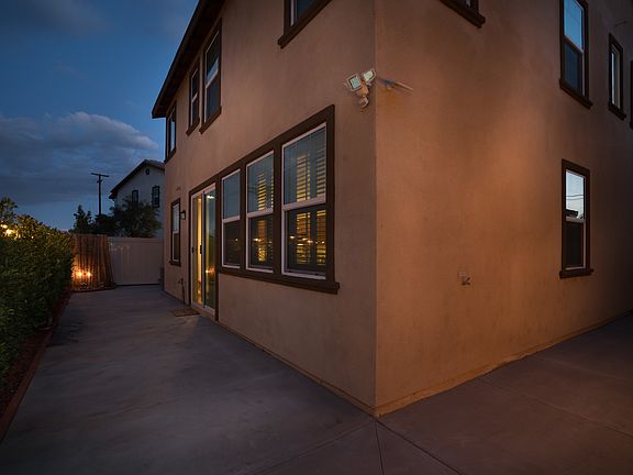 3rd image of 1539 Borden Ln