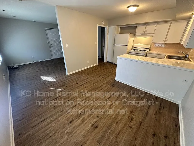 13428 Spring St #2 — Photo 10